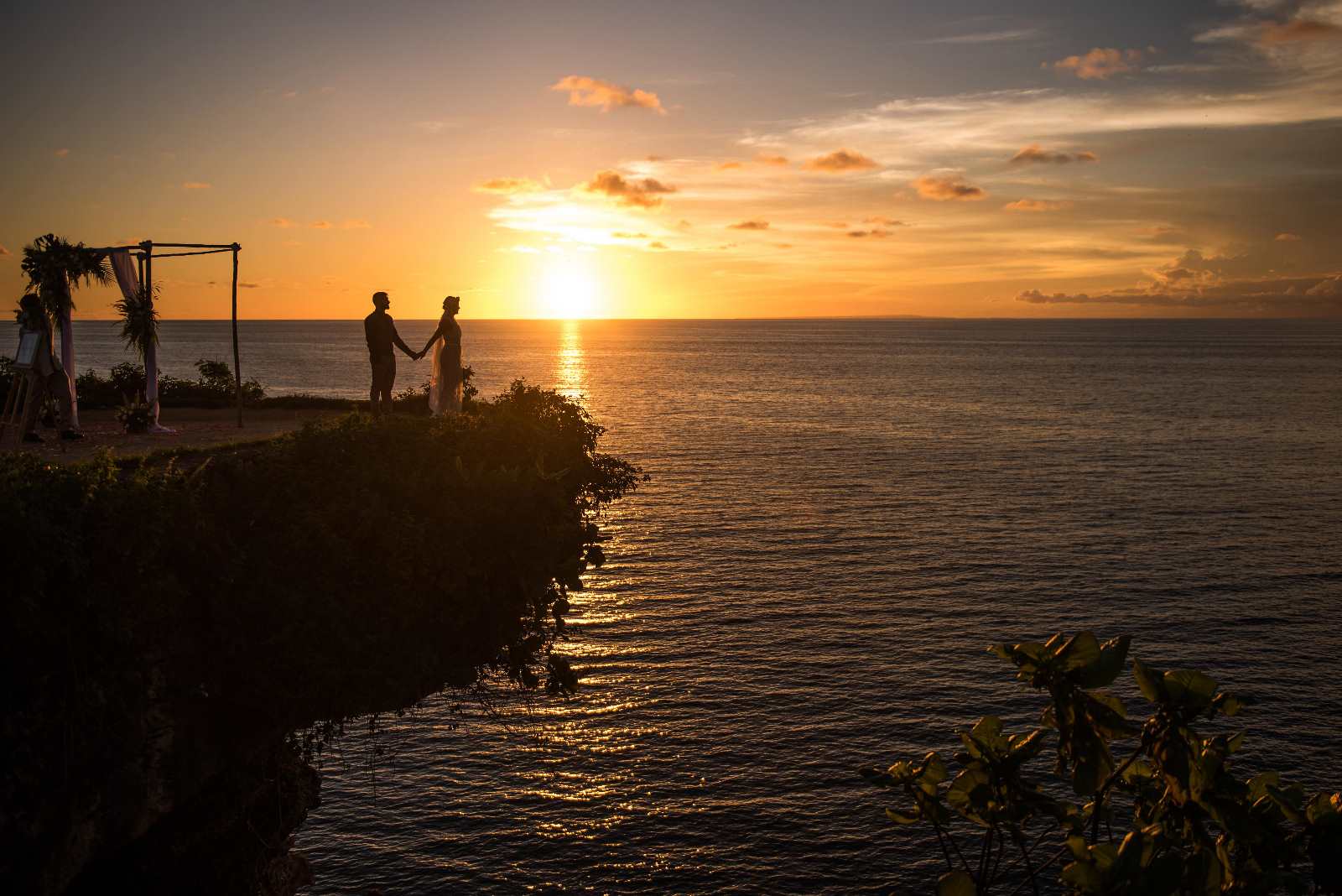 Clifftop Bali wedding (2)